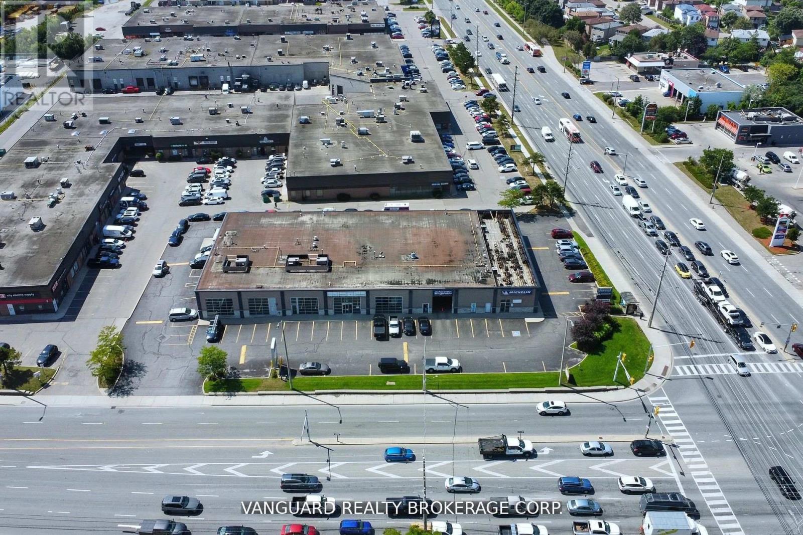 2 - 700 Burnhamthorpe Road W, Mississauga, Ontario  L5C 2R9 - Photo 16 - W12022655