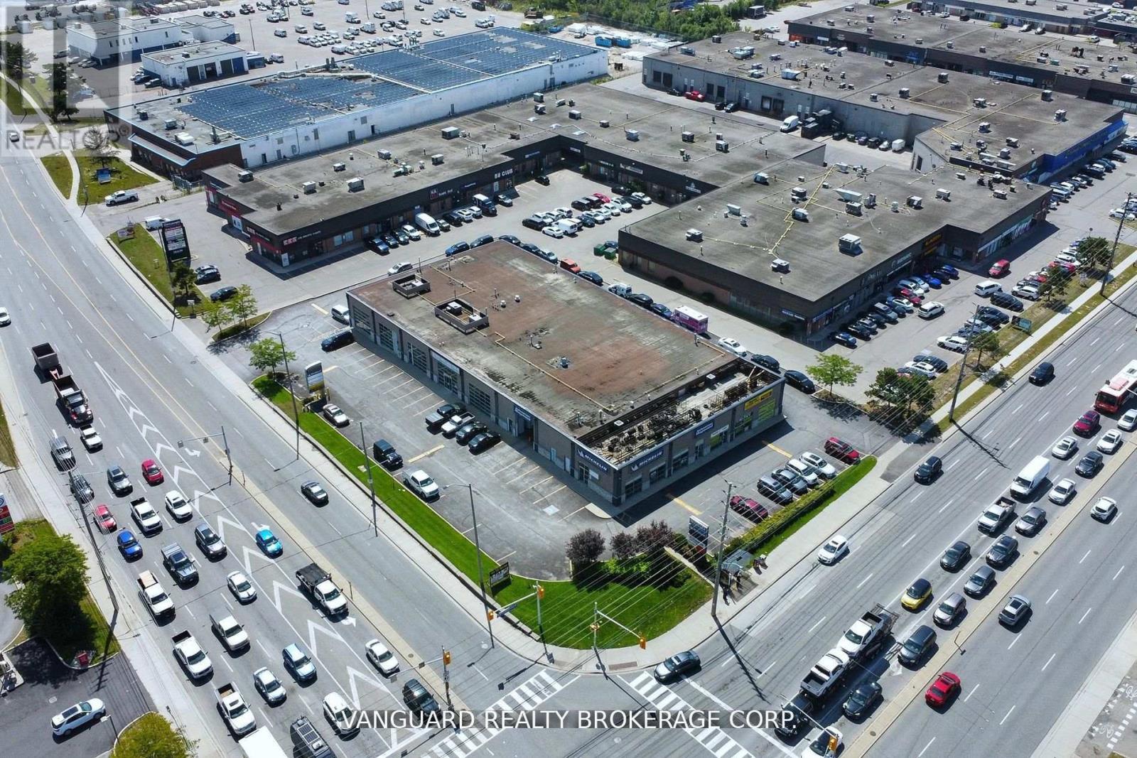 2 - 700 Burnhamthorpe Road W, Mississauga, Ontario  L5C 2R9 - Photo 17 - W12022655