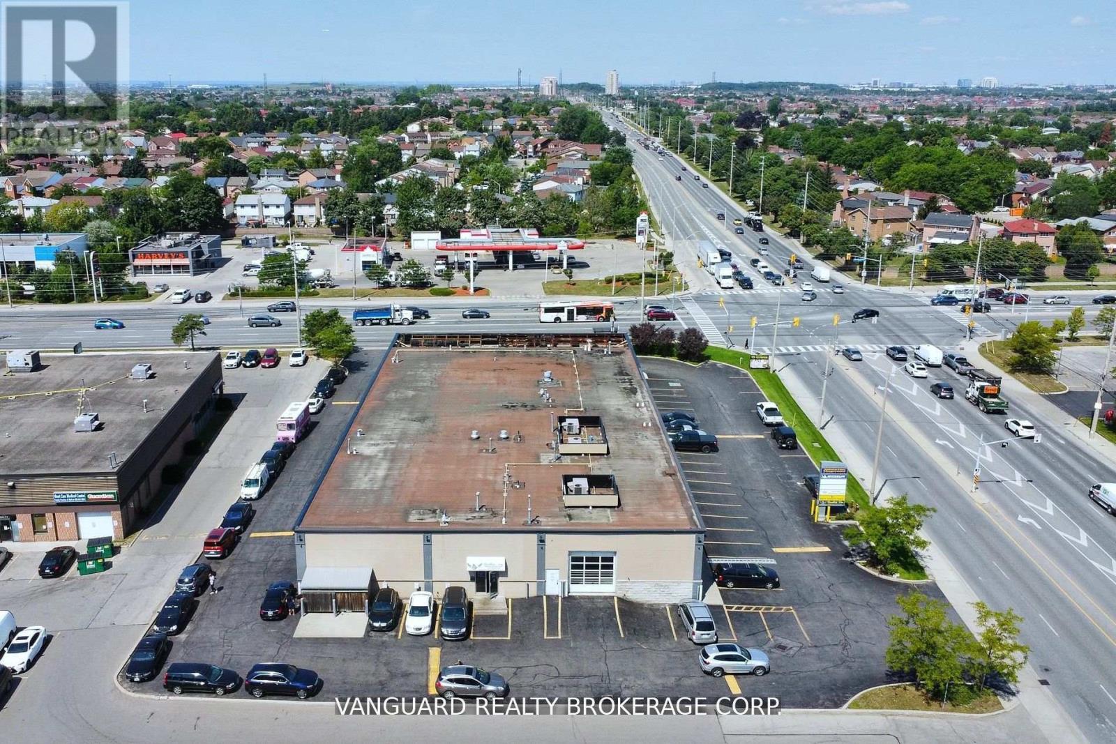 2 - 700 Burnhamthorpe Road W, Mississauga, Ontario  L5C 2R9 - Photo 19 - W12022655