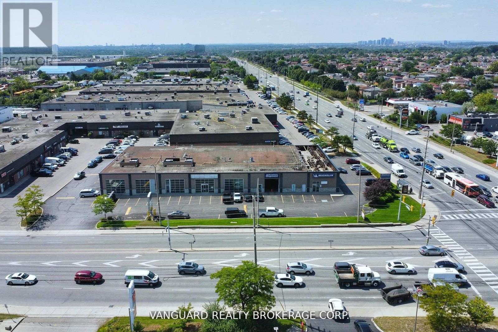 2 - 700 Burnhamthorpe Road W, Mississauga, Ontario  L5C 2R9 - Photo 20 - W12022655