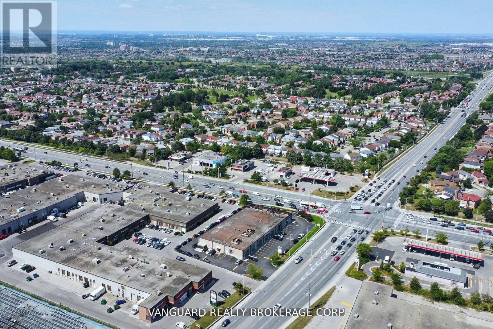 2 - 700 Burnhamthorpe Road W, Mississauga, Ontario  L5C 2R9 - Photo 7 - W12022655