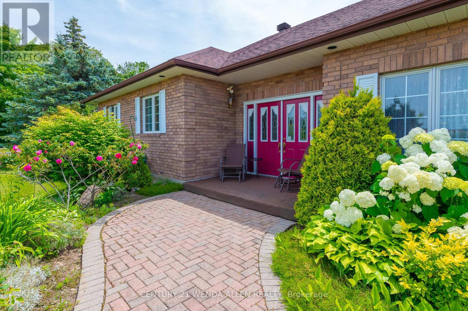 Property at 30 SKYE VALLEY DRIVE image 2