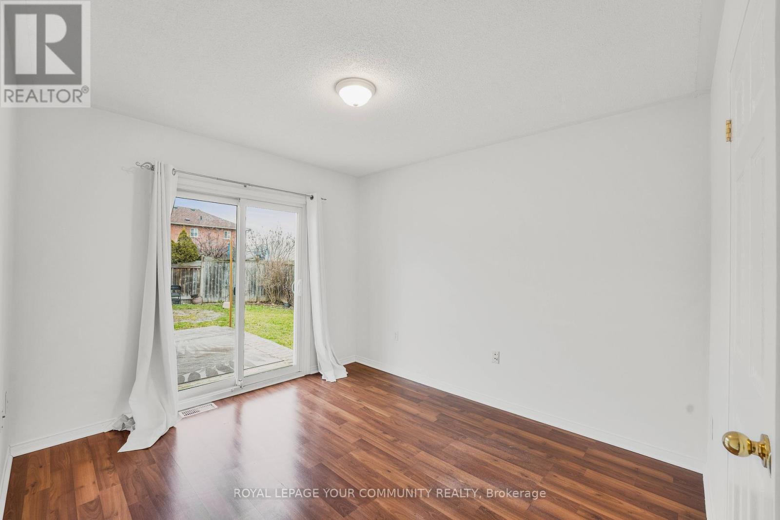 Property at 44 HANMER STREET E image 3