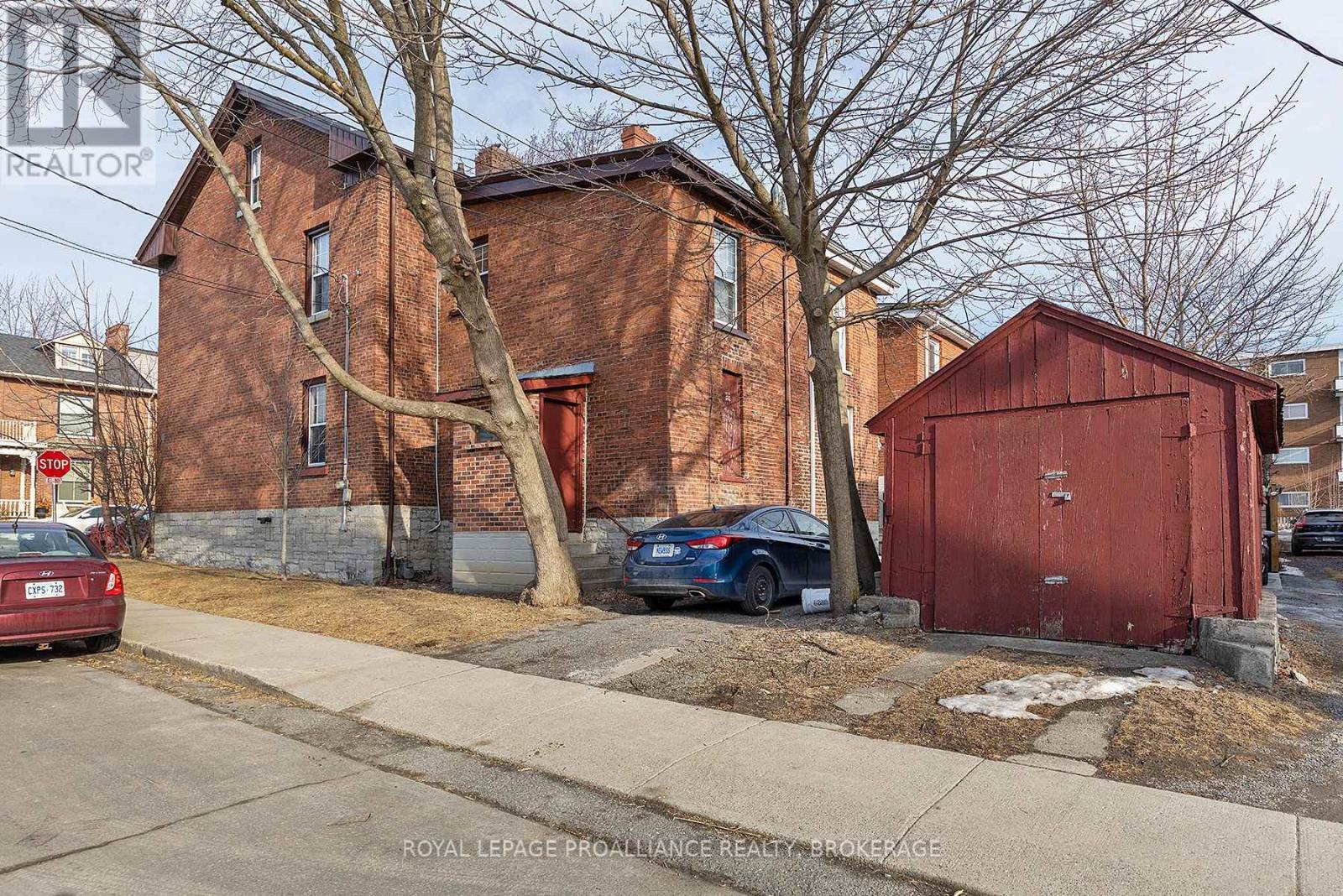 45 Clergy Street E, Kingston, Ontario  K7L 3J2 - Photo 3 - X12022843