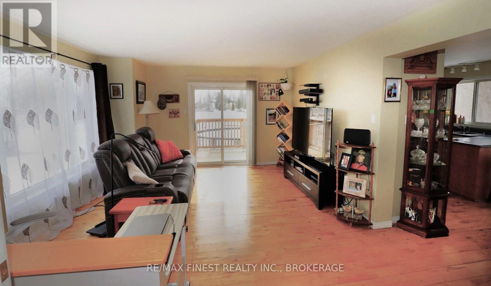 Property at 5156 COUNTY ROAD 31 image 5