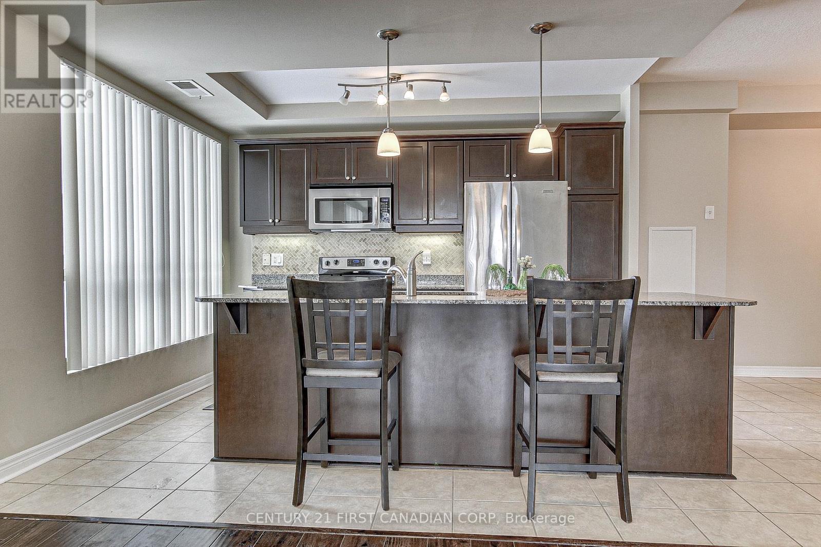 Photo 21 of 39 for 108 - 1030 Coronation Drive N