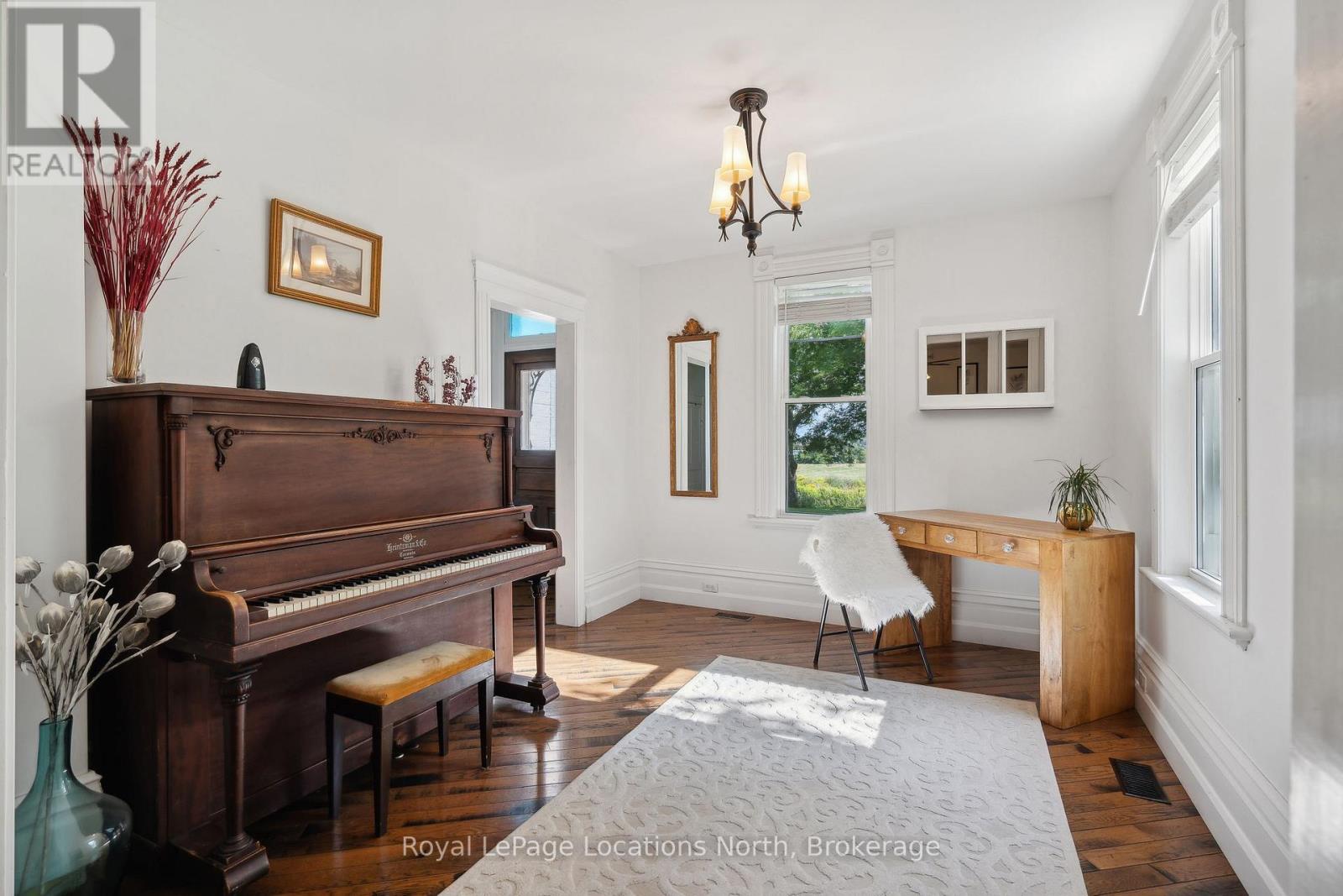 2605 42 County Road, Clearview, Ontario  L0M 1S0 - Photo 21 - S12022806