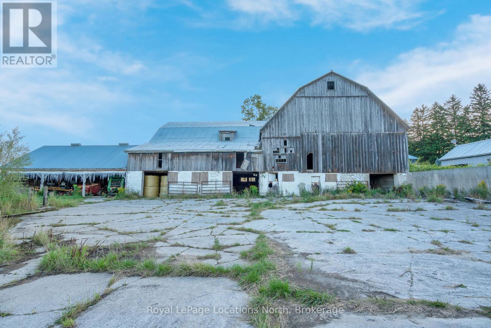 2605 42 County Road, Clearview, Ontario  L0M 1S0 - Photo 41 - S12022806