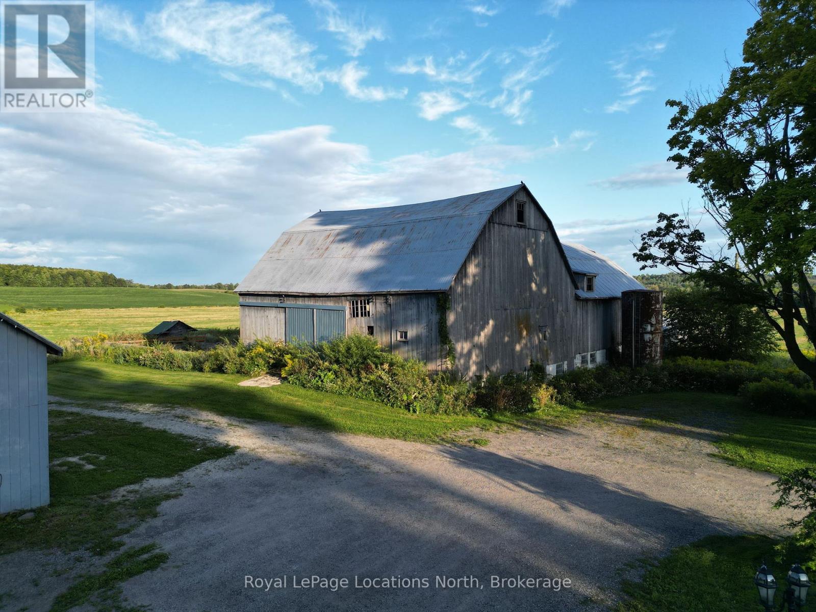 2605 42 County Road, Clearview, Ontario  L0M 1S0 - Photo 47 - S12022806
