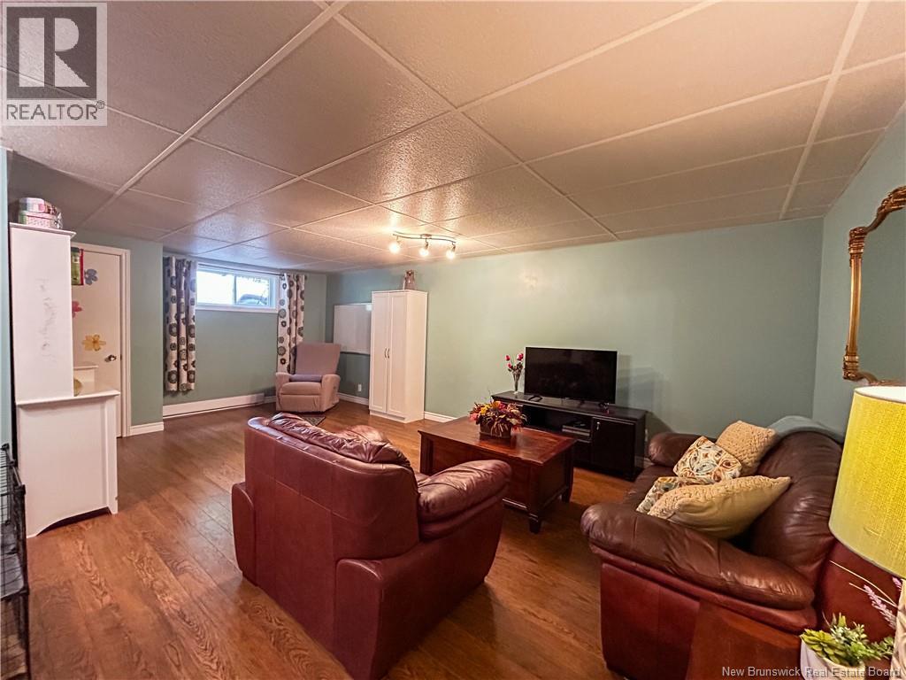520 Vanier Street, Campbellton, New Brunswick  E3N 1V7 - Photo 29 - NB114179