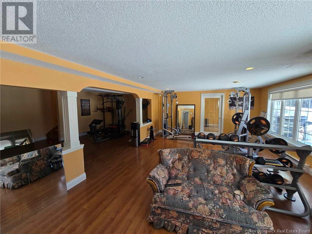 1125 Birchwood Drive, Bathurst, New Brunswick  E2A 4W8 - Photo 40 - NB114213