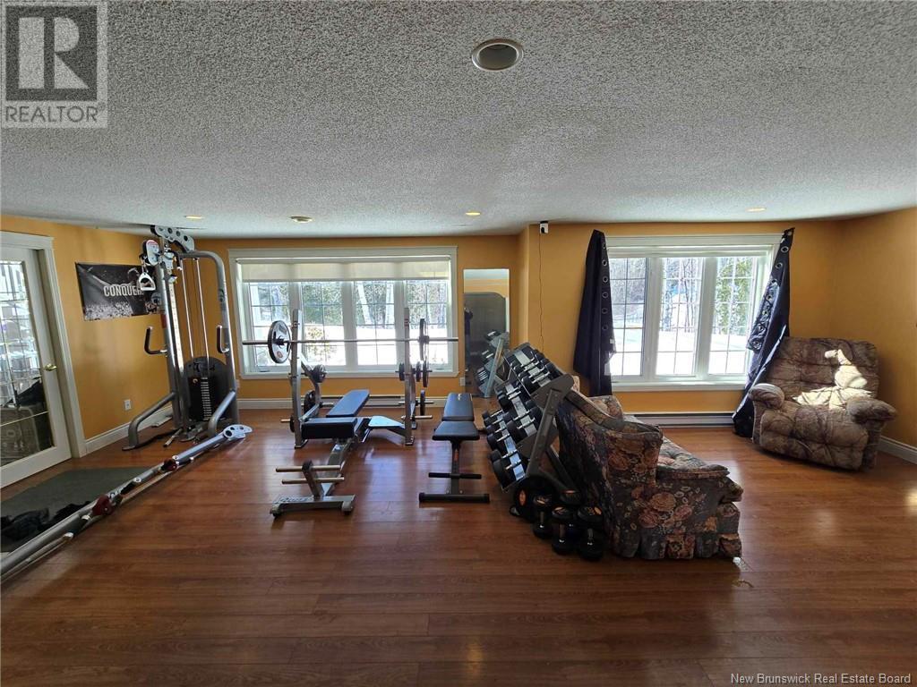1125 Birchwood Drive, Bathurst, New Brunswick  E2A 4W8 - Photo 43 - NB114213