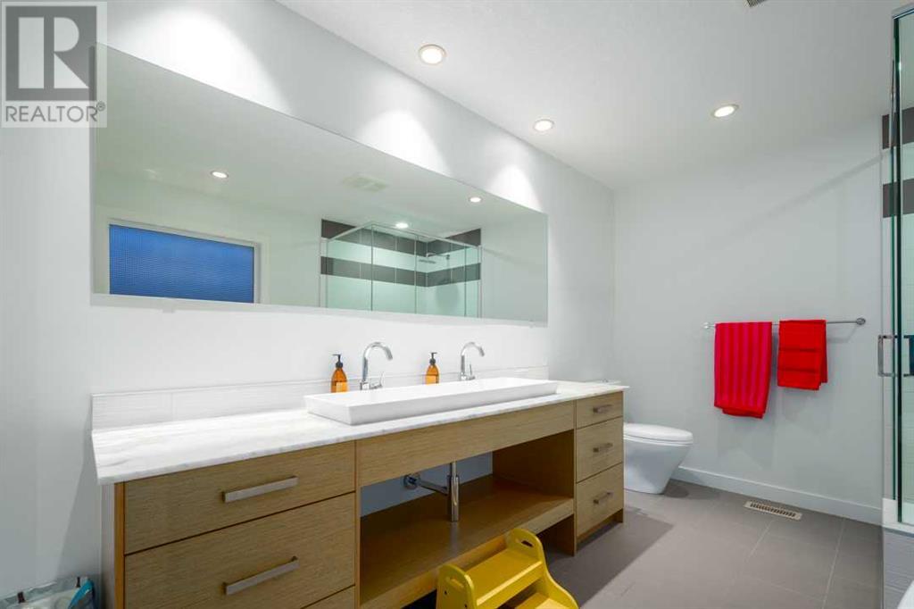 211 Springbluff Heights Sw, Calgary, Alberta  T3H 5B8 - Photo 27 - A2200282