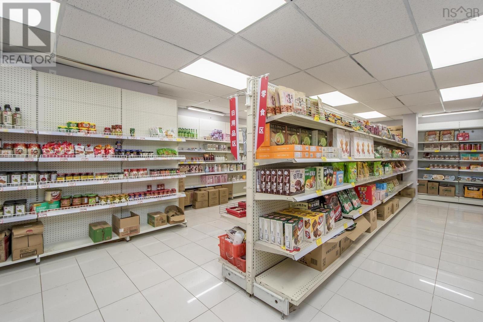 6238 Quinpool Road, Halifax Peninsula, Nova Scotia  B3L 1A3 - Photo 13 - 202502607