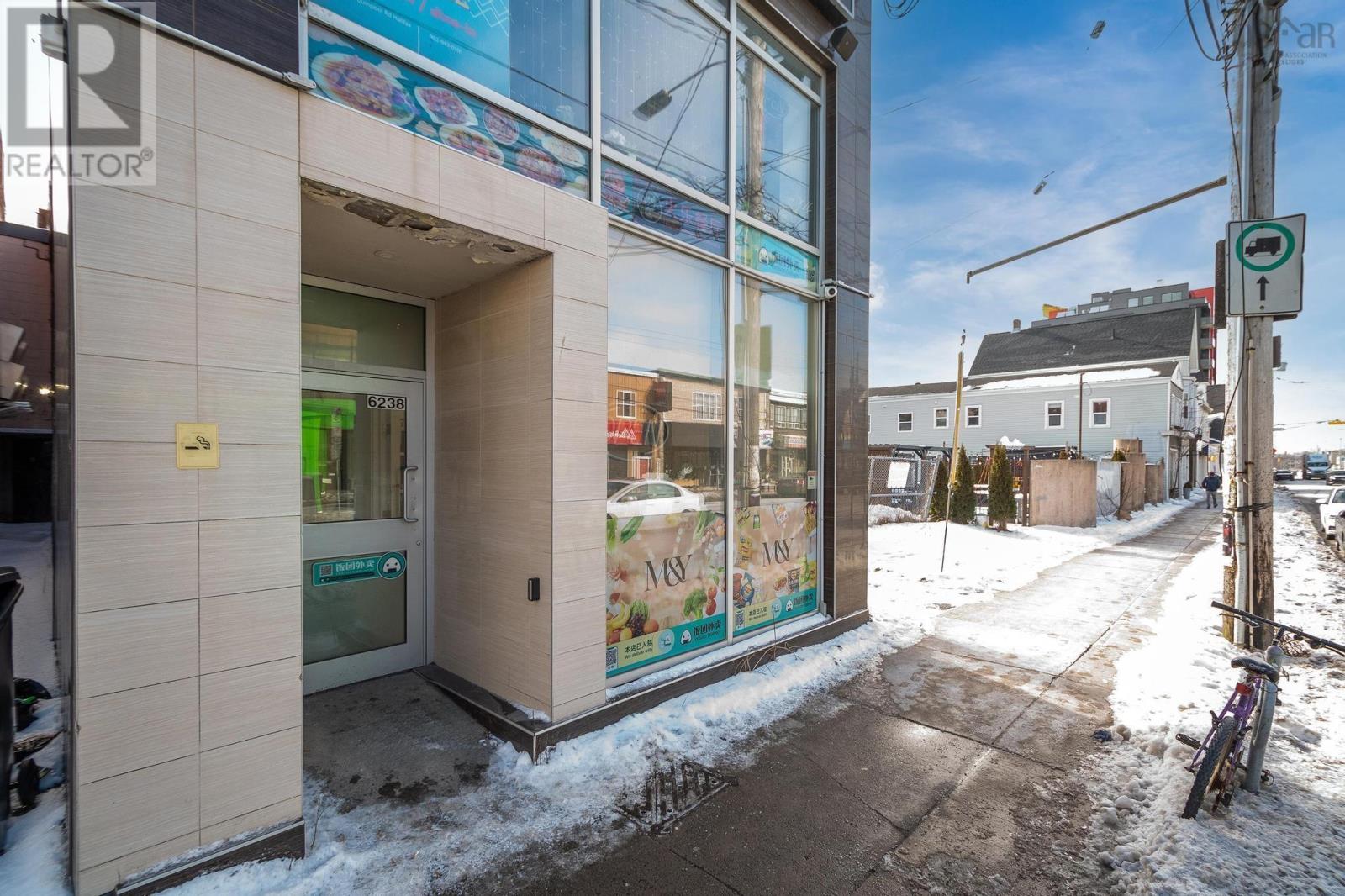 6238 Quinpool Road, Halifax Peninsula, Nova Scotia  B3L 1A3 - Photo 2 - 202502607