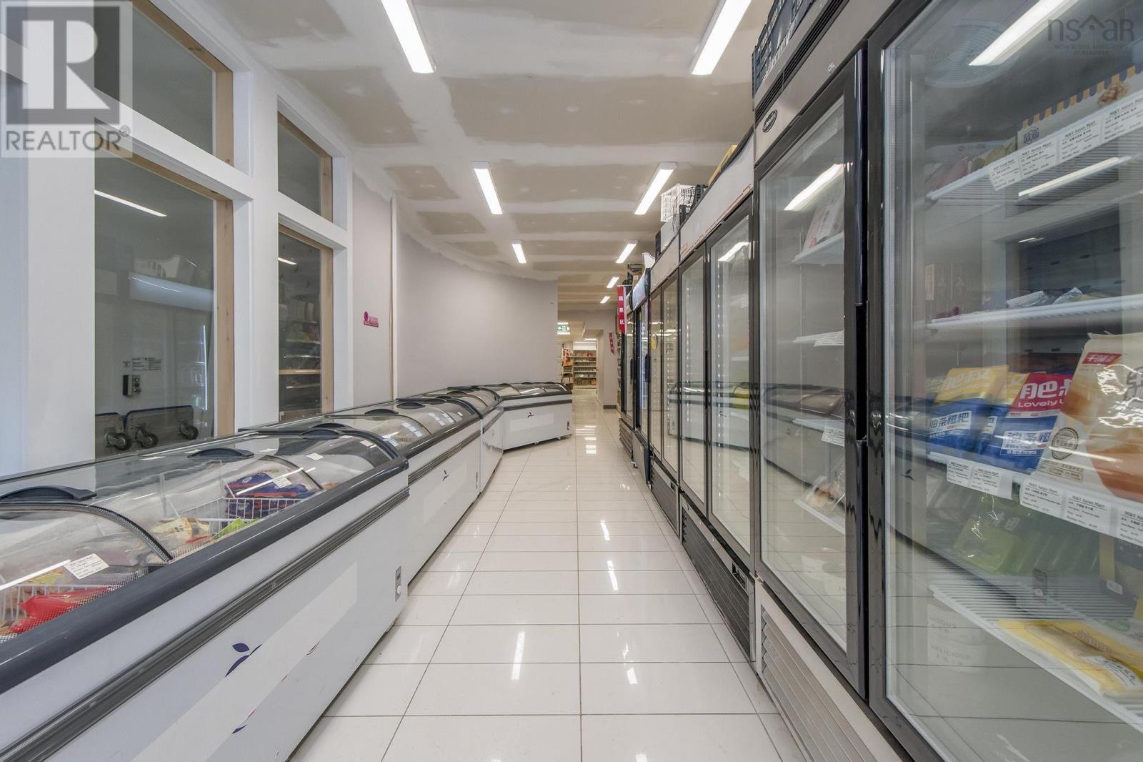 6238 Quinpool Road, Halifax Peninsula, Nova Scotia  B3L 1A3 - Photo 5 - 202502607