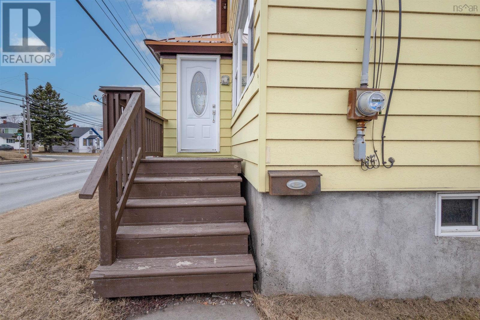 109 Welton Street, Sydney, Nova Scotia  B1P 5R6 - Photo 9 - 202505011