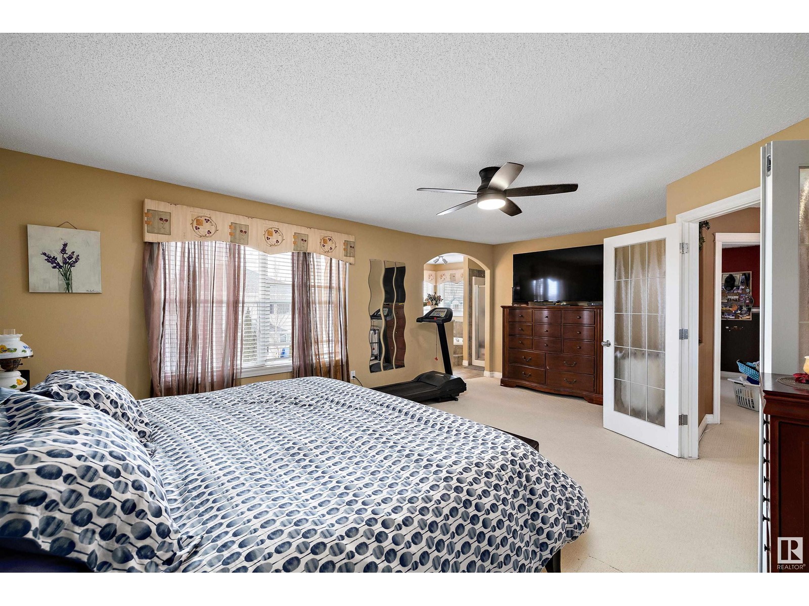 Property at 356 CALDERON CR NW image 5
