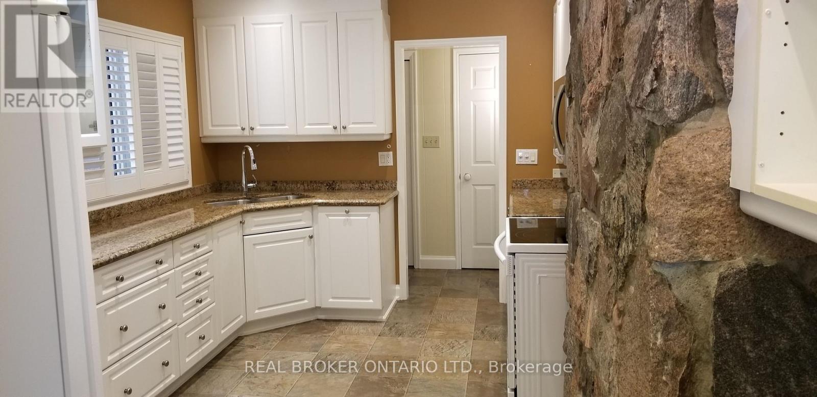 4898 King Street, Lincoln, Ontario  L0R 1B6 - Photo 7 - X12022240