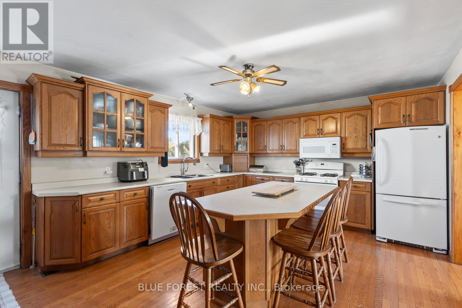 22120 Talbot Road, West Elgin, Ontario  N0L 2C0 - Photo 13 - X12023093