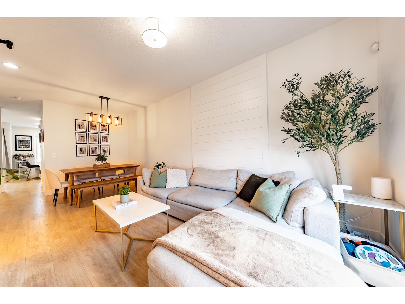 Property at 115 19551 66 AVENUE image 4