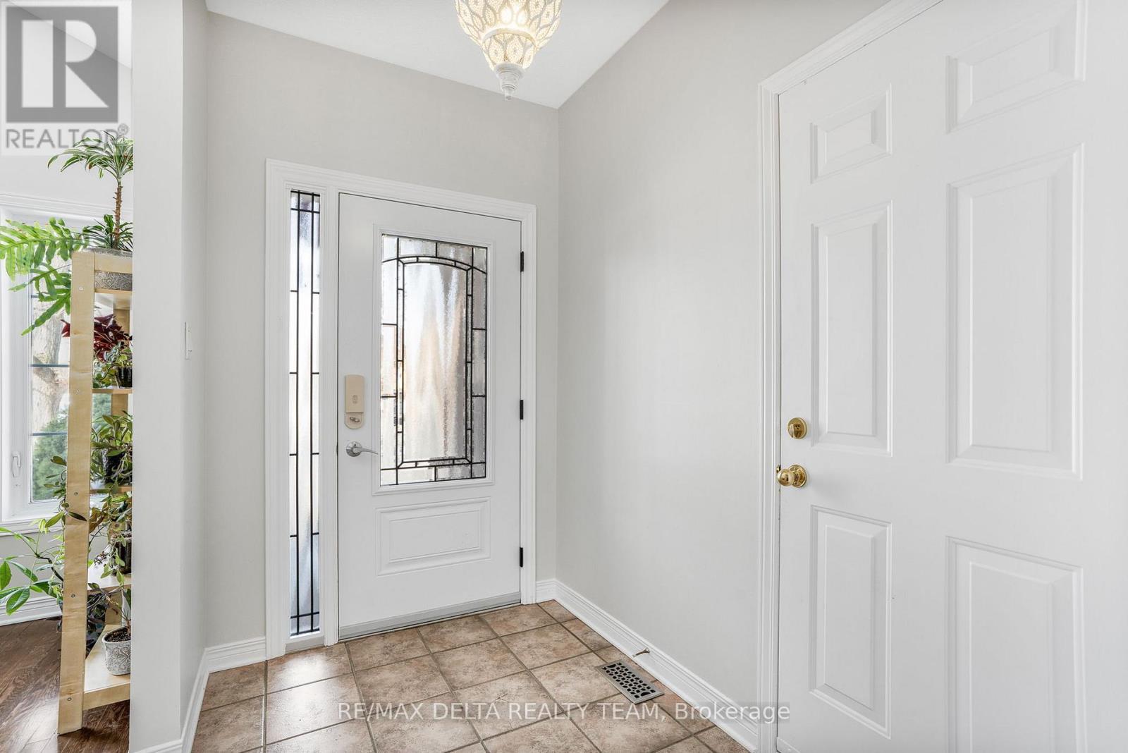 Property at 1972 SCULLY WAY image 3