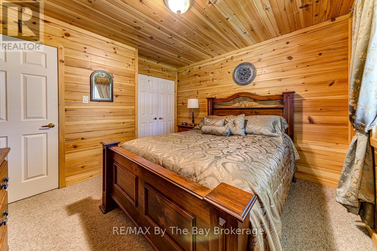 44 Cabin Crescent, Wasaga Beach, Ontario  L9Z 1X7 - Photo 19 - S12023029