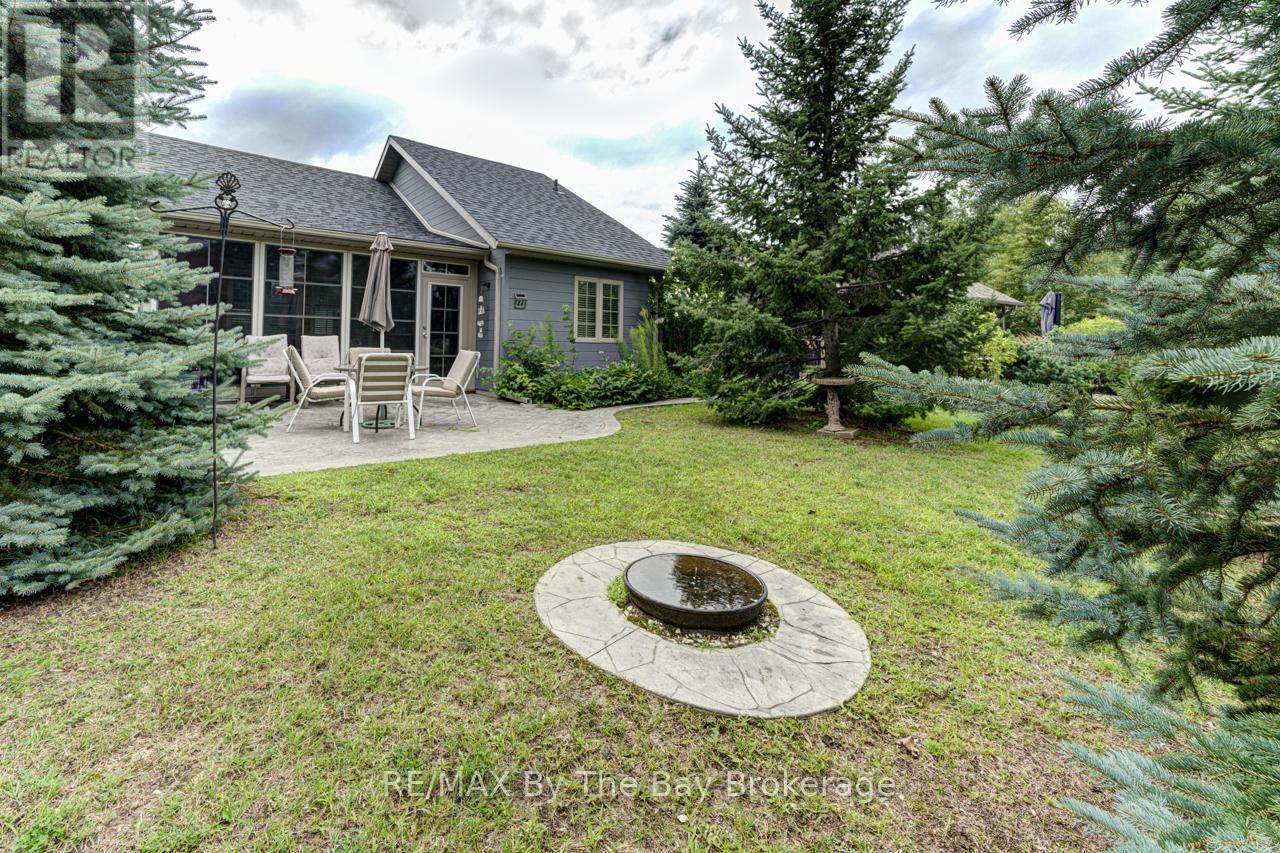 44 Cabin Crescent, Wasaga Beach, Ontario  L9Z 1X7 - Photo 31 - S12023029