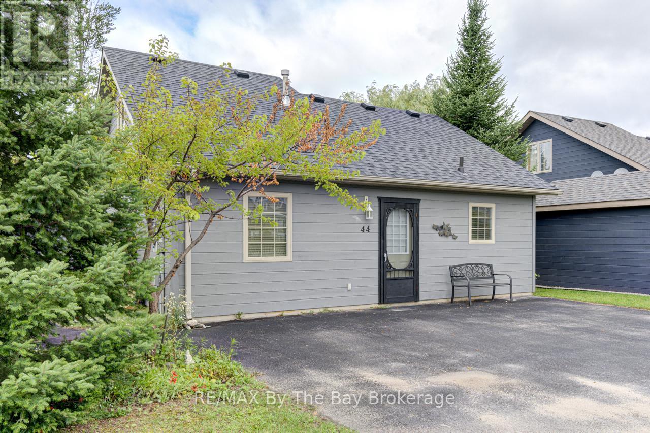 44 Cabin Crescent, Wasaga Beach, Ontario  L9Z 1X7 - Photo 32 - S12023029