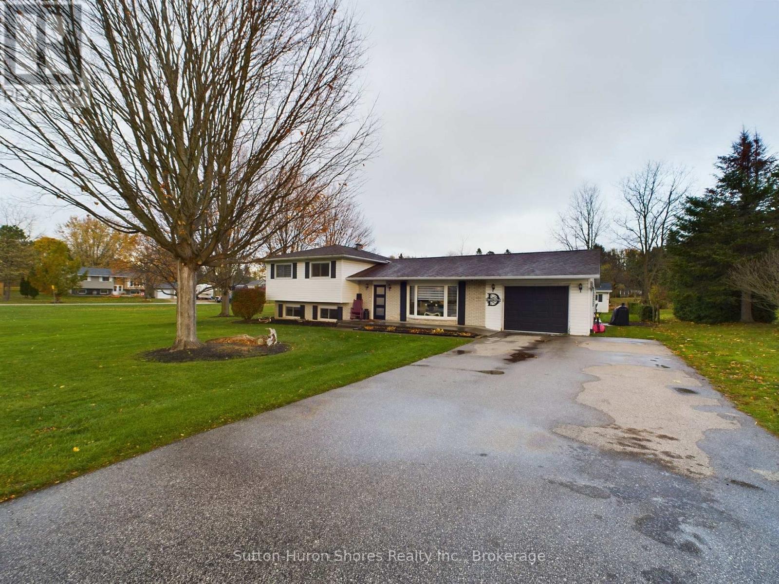 10 Smith Street, Kincardine, Ontario  N0G 2T0 - Photo 20 - X12023001
