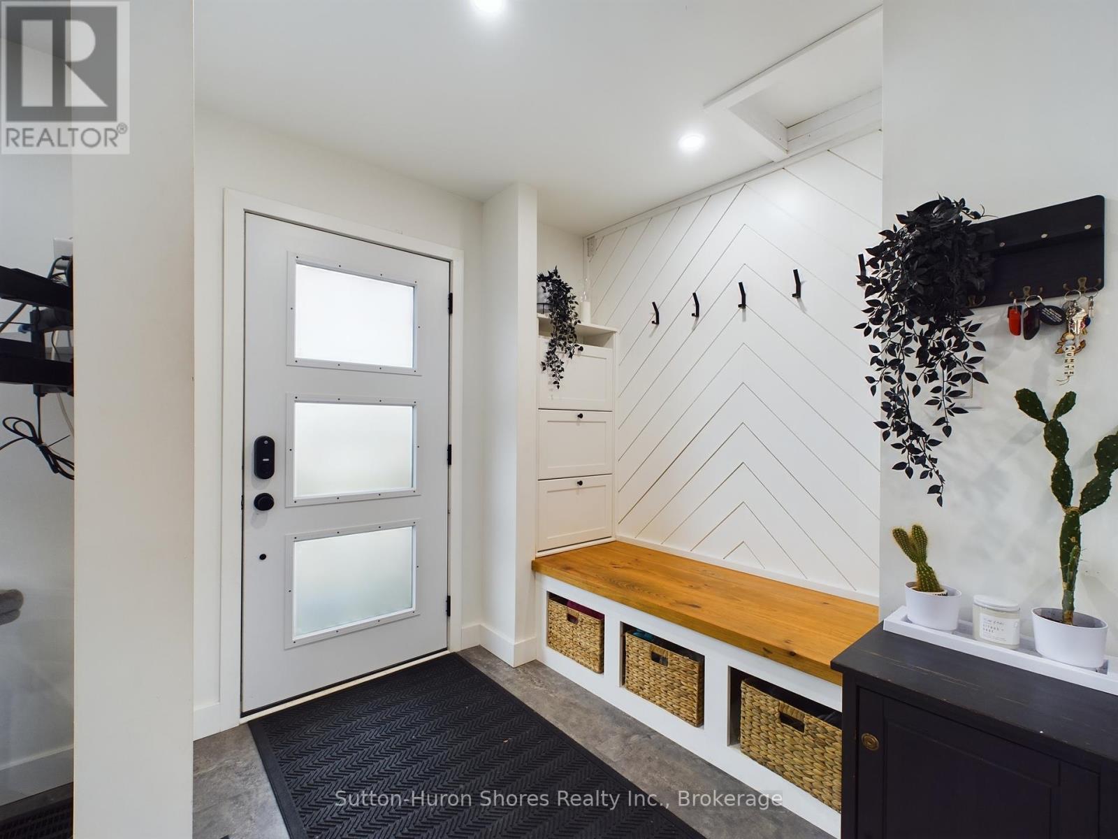 10 Smith Street, Kincardine, Ontario  N0G 2T0 - Photo 6 - X12023001