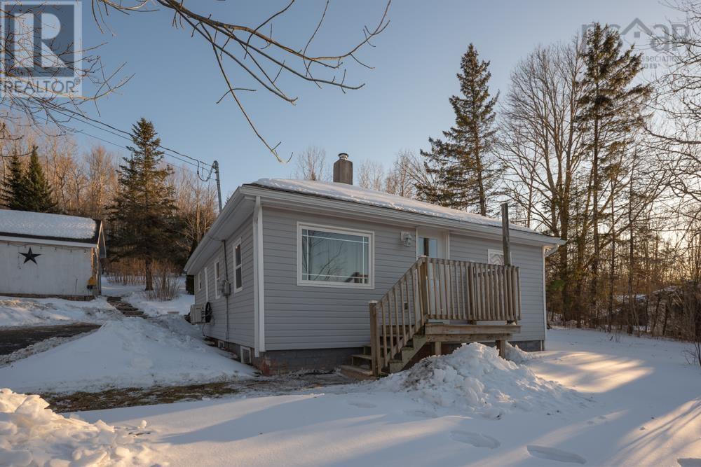 1736 Highway 277, Carrolls Corner, Nova Scotia  B0N 1Y0 - Photo 3 - 202426465