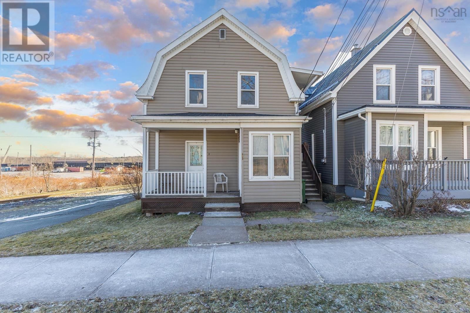 303 South Foord Street, stellarton, Nova Scotia