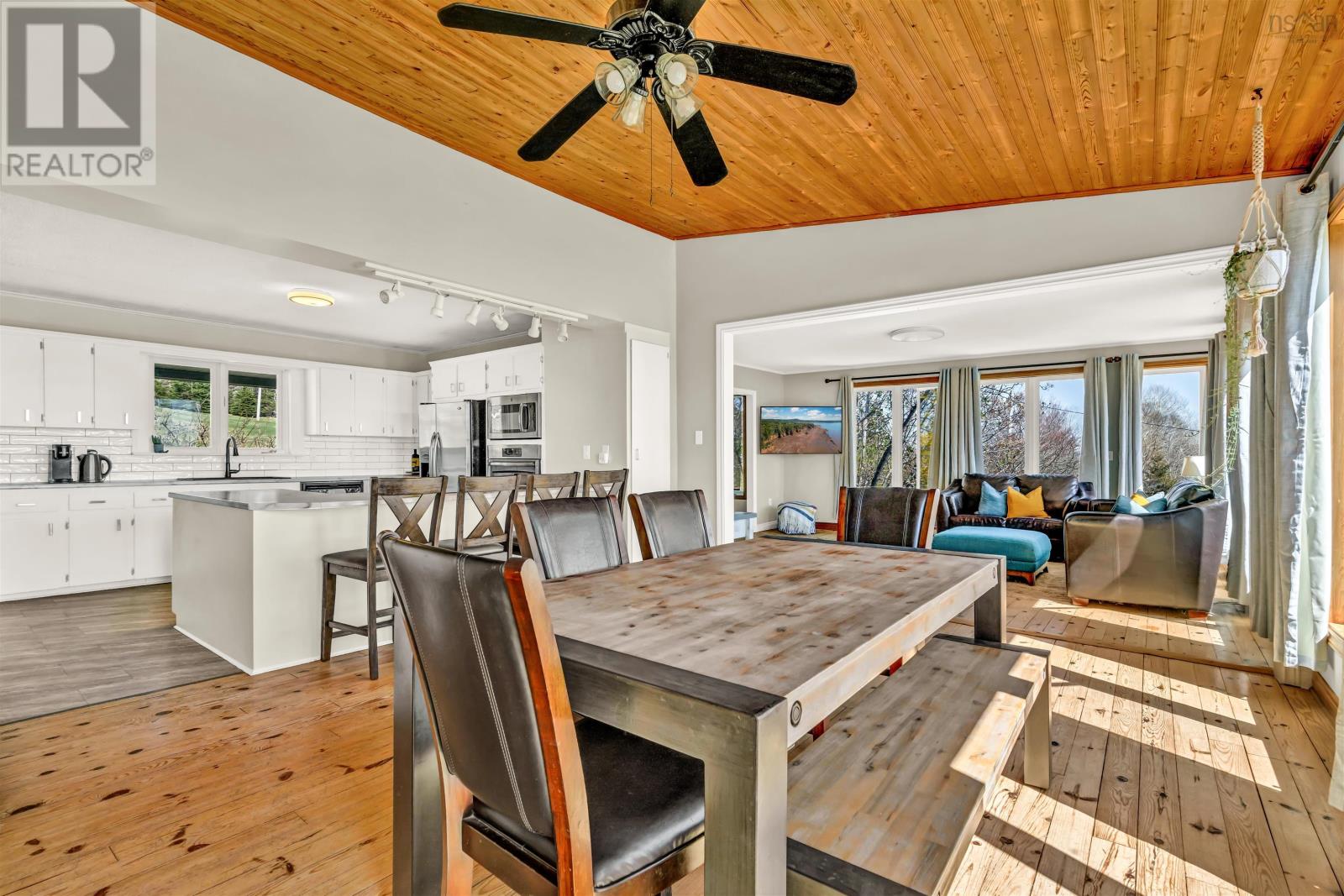 1994 Highway 2, Lower Economy, Nova Scotia  B0M 1B0 - Photo 15 - 202504530