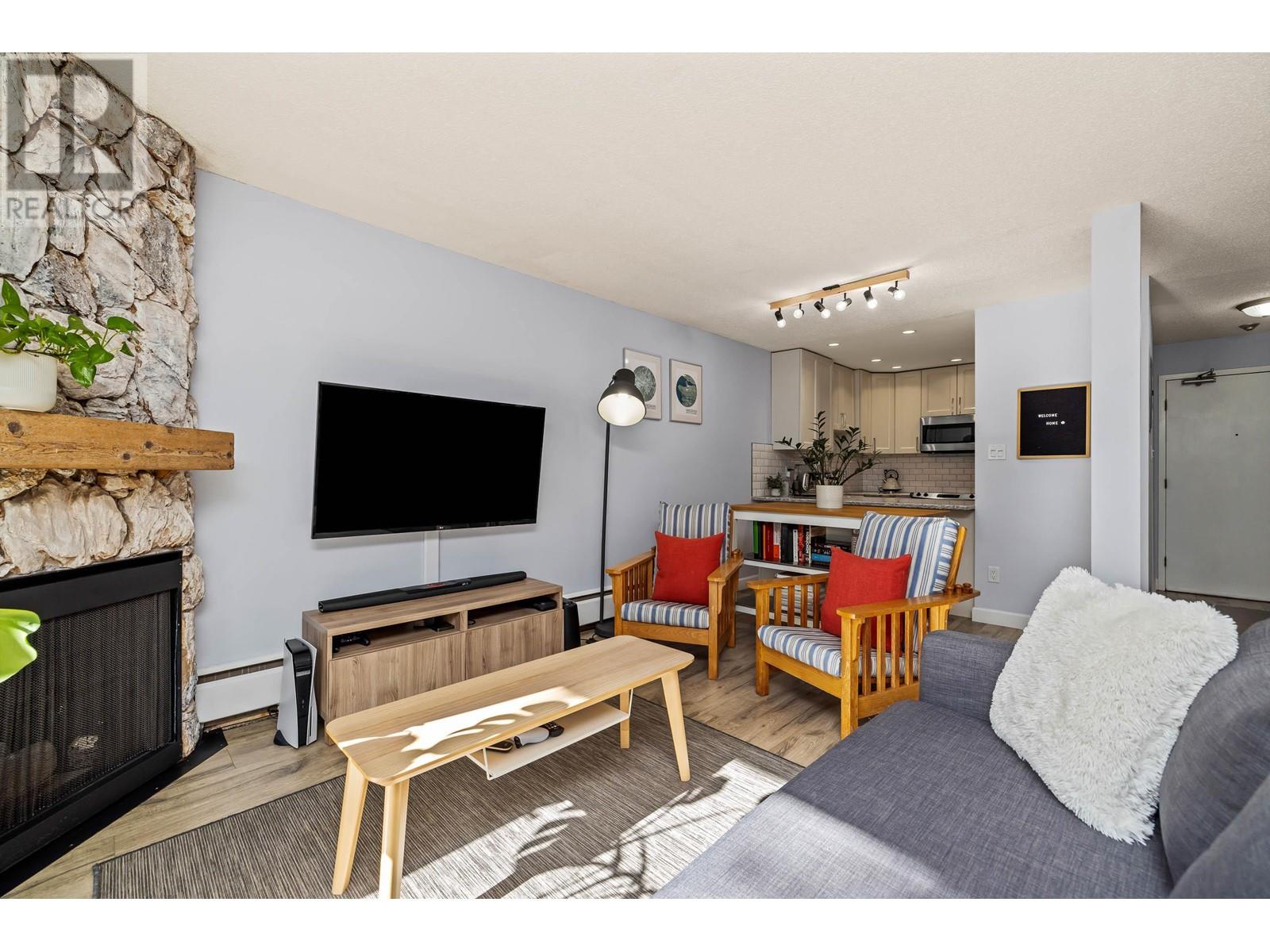 101 720 Eighth Avenue, New Westminster, British Columbia  V3M 2R3 - Photo 5 - R2978315