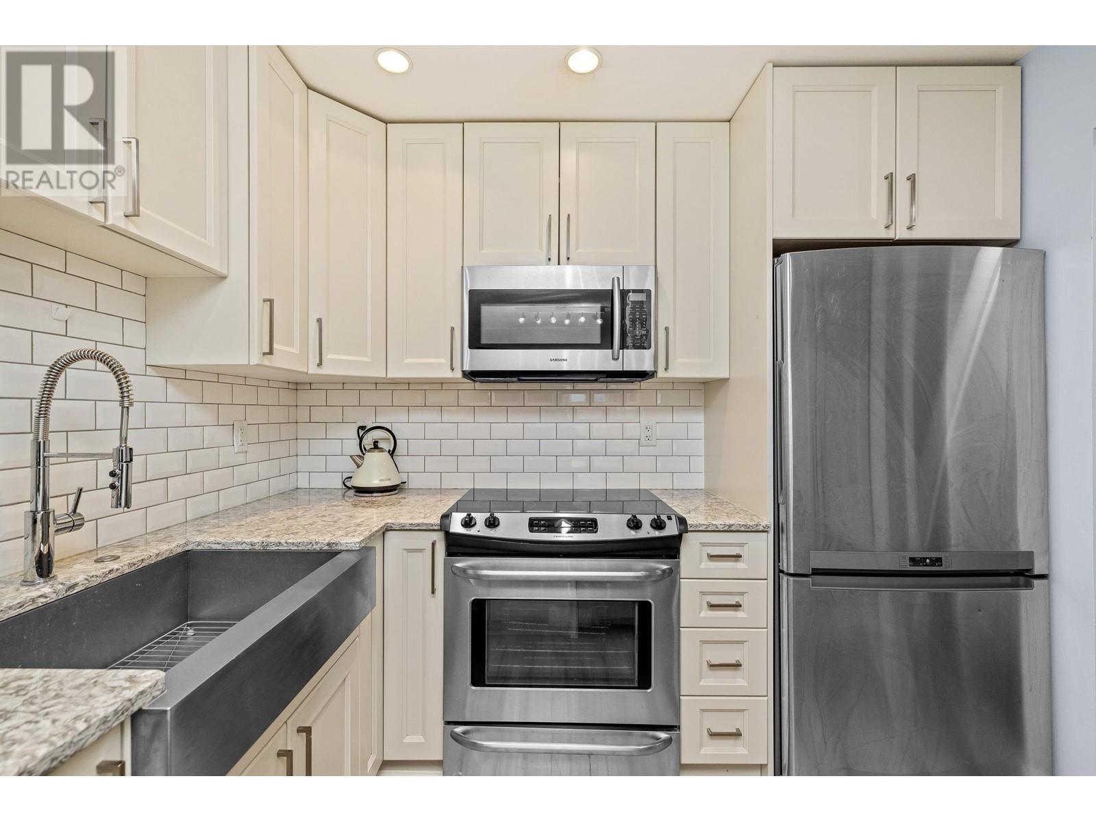 101 720 Eighth Avenue, New Westminster, British Columbia  V3M 2R3 - Photo 9 - R2978315