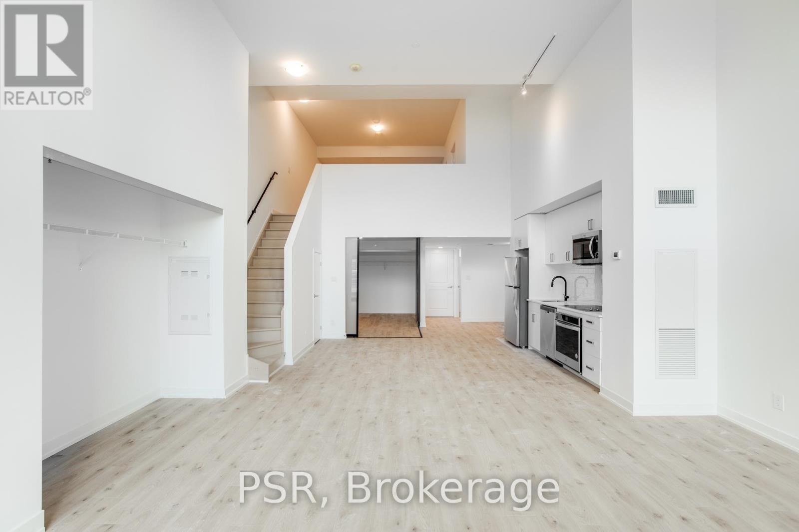 Property at TH105 - 2799 KINGSTON ROAD image 4