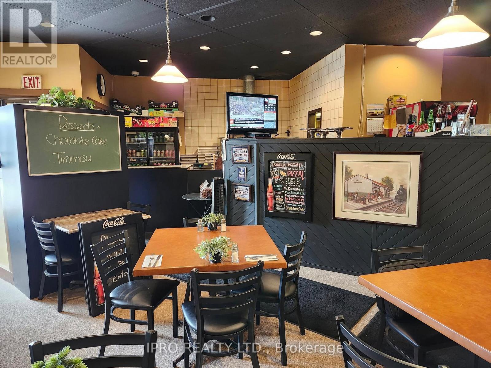 Property at 227 MAIN STREET N image 4