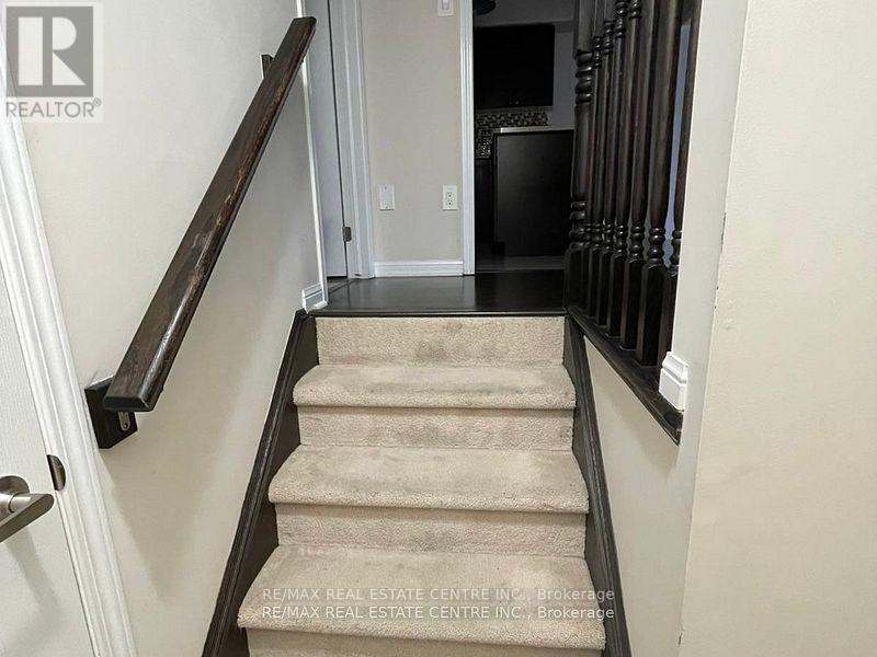 365 Cavanagh Lane, Milton, Ontario  L9T 8J9 - Photo 8 - W12023025
