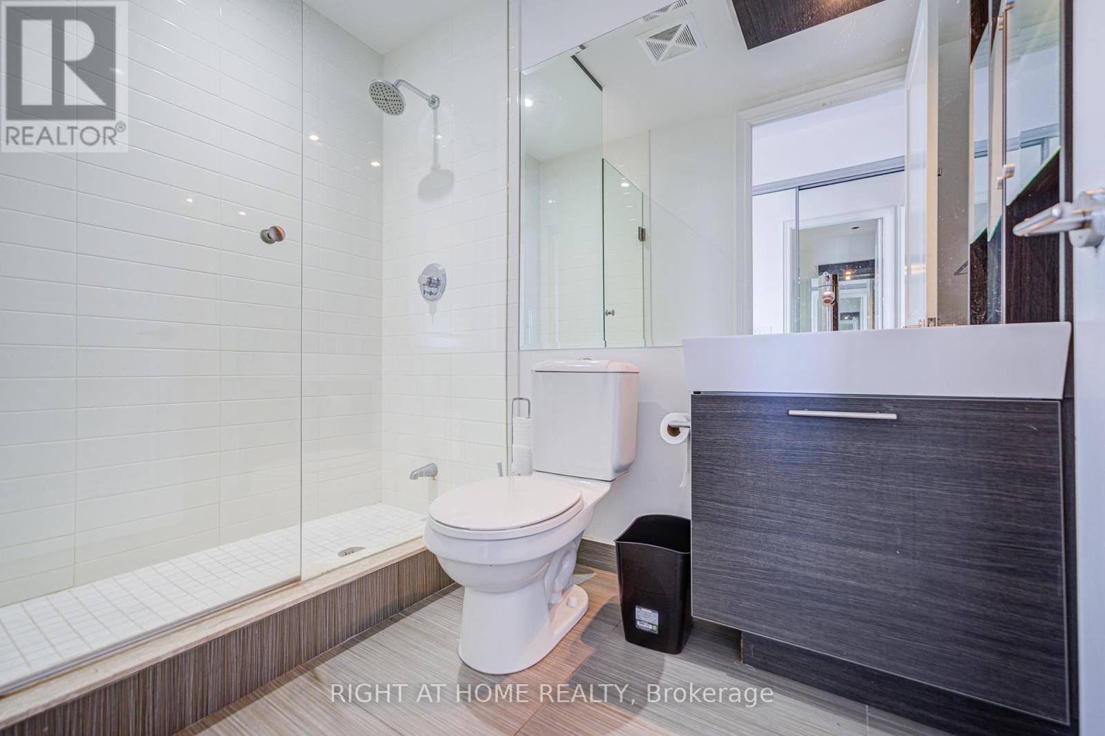7405 C - 388 Yonge Street, Toronto, Ontario  M5B 0A4 - Photo 11 - C12023027