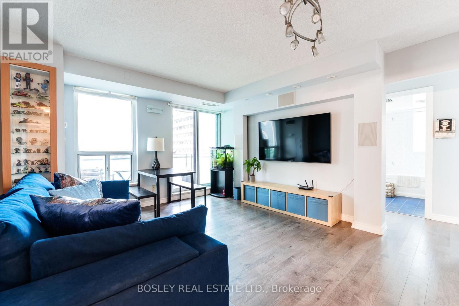 Property at 703 - 188 DORIS AVENUE image 4