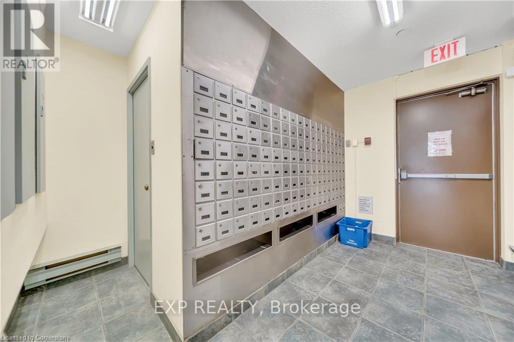 404 - 81 Church Street, Kitchener, Ontario  N2G 4M1 - Photo 17 - X12023040