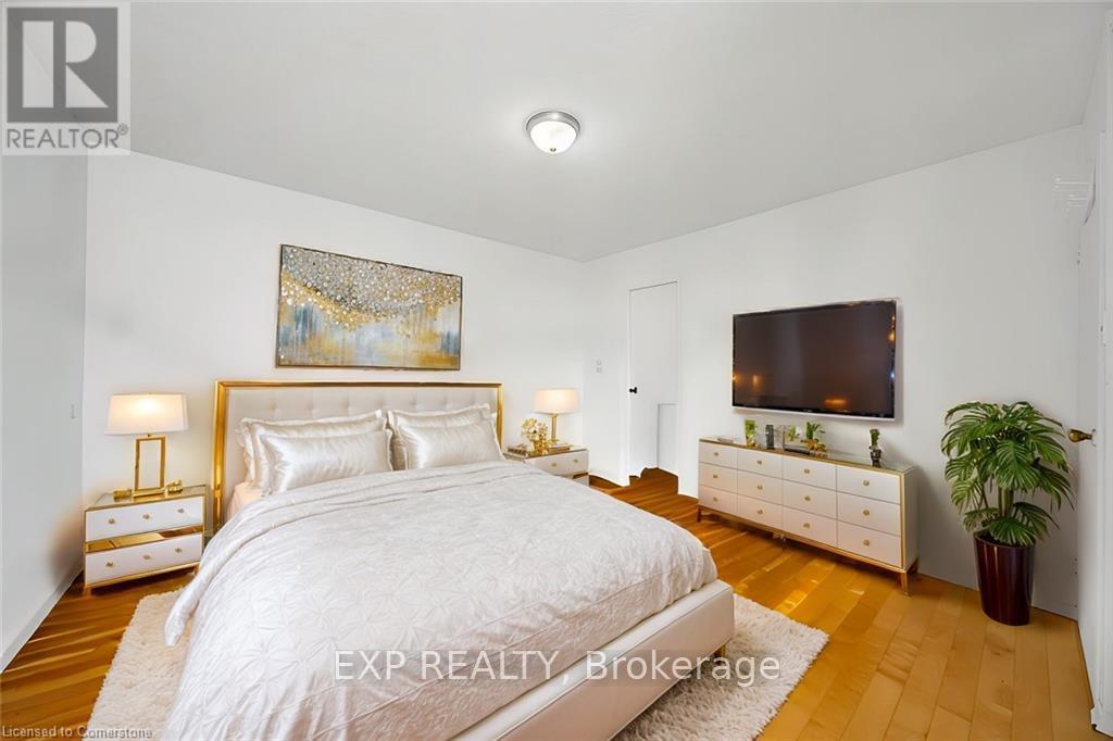 404 - 81 Church Street, Kitchener, Ontario  N2G 4M1 - Photo 7 - X12023040