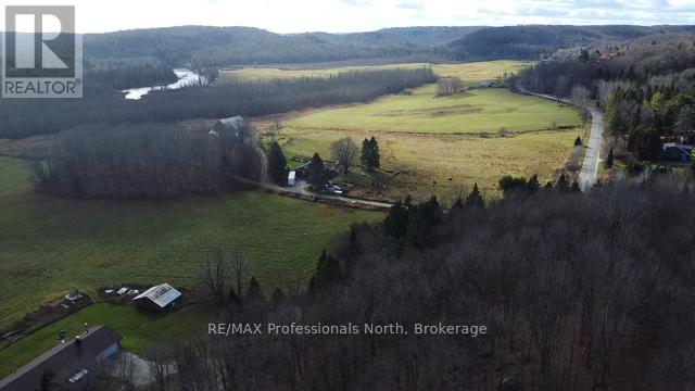 1088 North Mary Lake Road, Huntsville, Ontario  P1H 2J3 - Photo 4 - X12023136