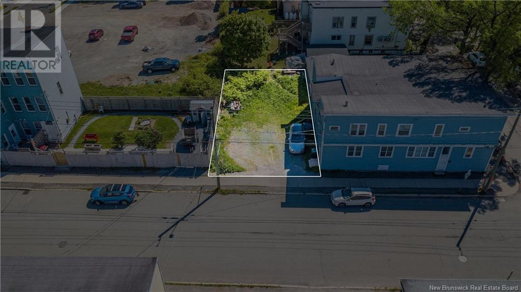 180 Wentworth Street, Saint John, New Brunswick  E2L 2T1 - Photo 2 - NB114221