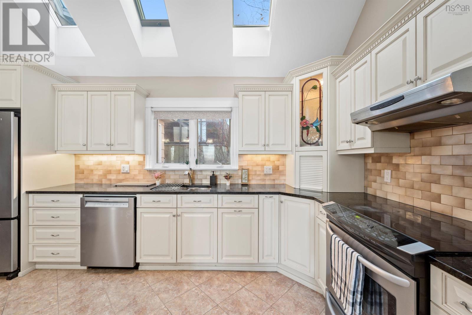 20 Watervista Lane, Halifax, Nova Scotia  B3M 0B4 - Photo 23 - 202505034