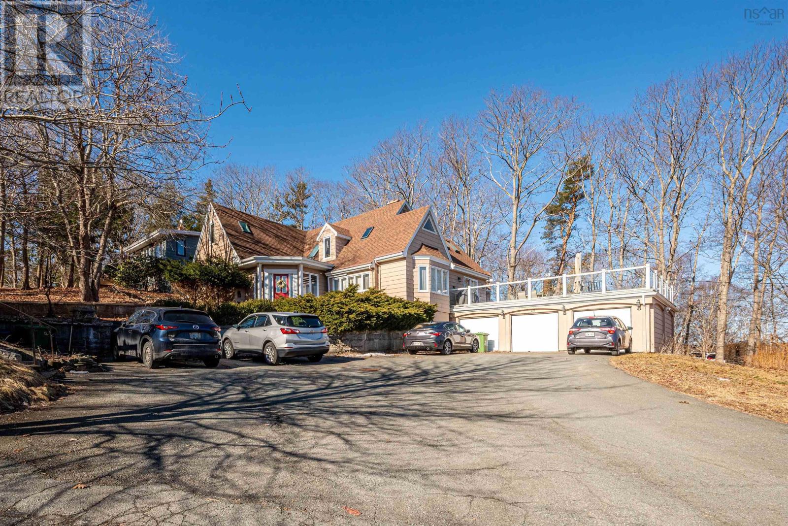Property at 20 Watervista Lane image 5
