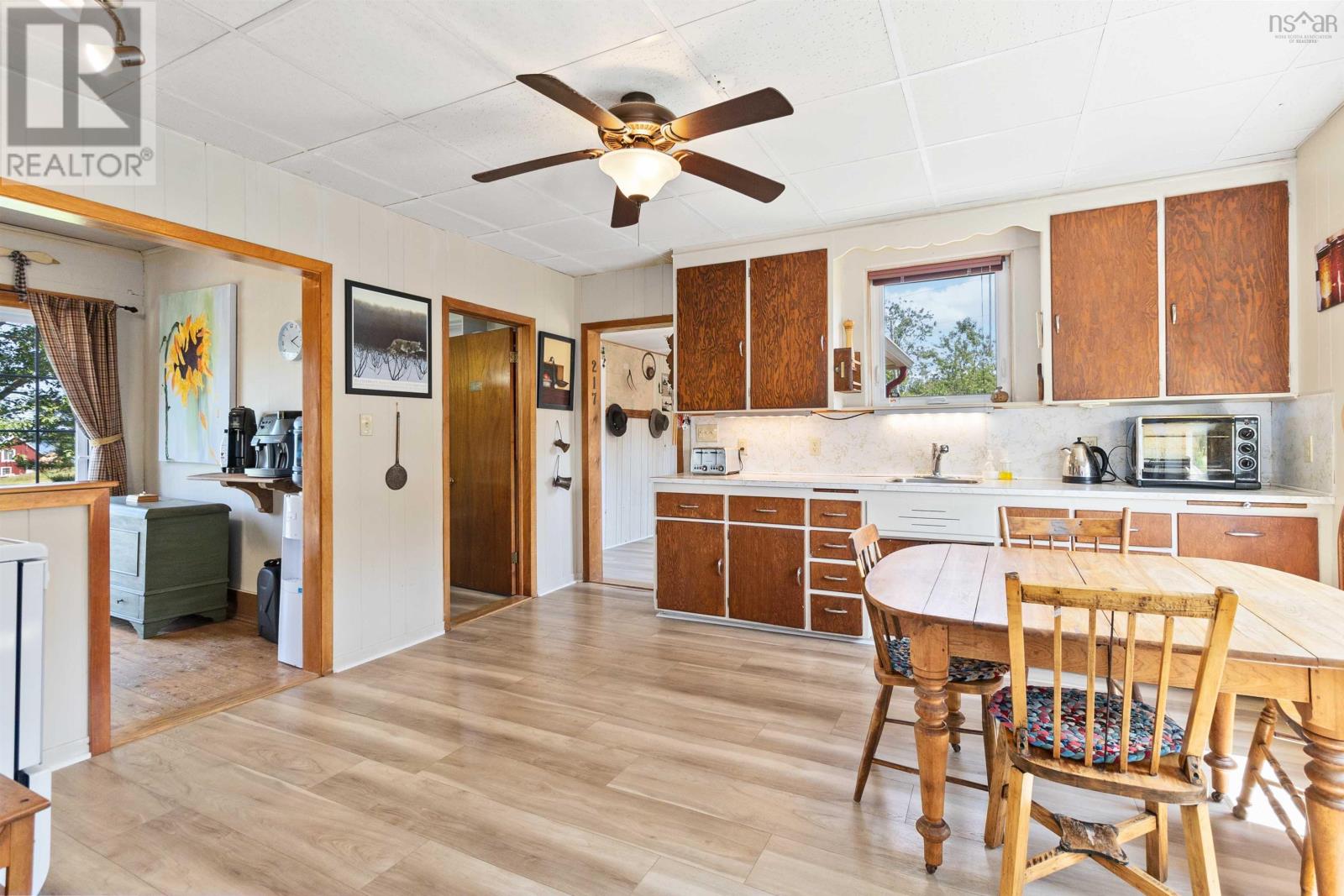 11 New Song Lane, Martins Point, Nova Scotia  B0J 2E0 - Photo 10 - 202505036