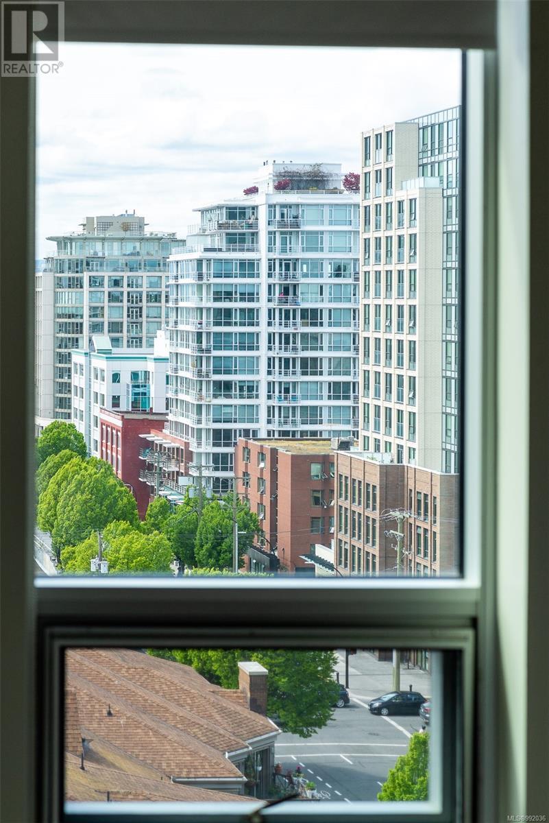 902 989 Johnson St, Victoria, British Columbia  V8V 0E3 - Photo 13 - 992036