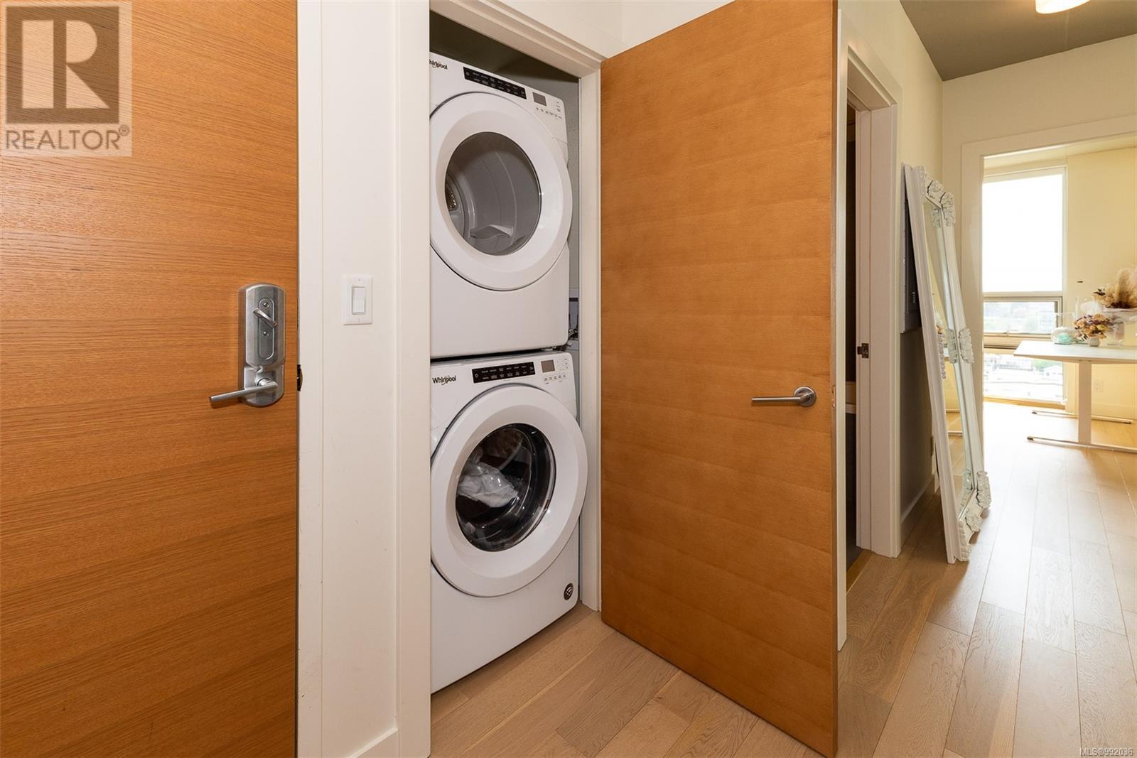 902 989 Johnson St, Victoria, British Columbia  V8V 0E3 - Photo 24 - 992036